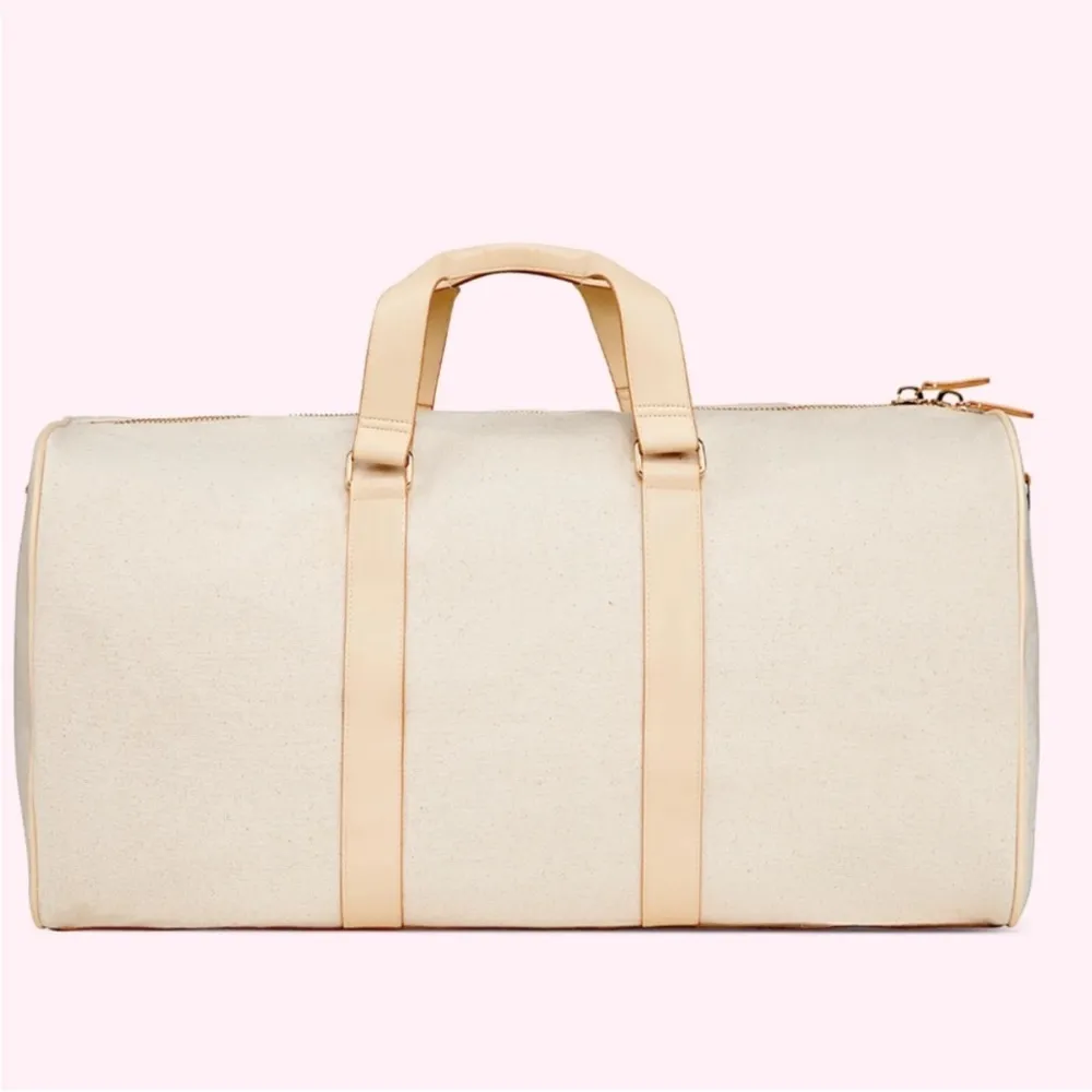 NWT STONEY CLOVER LANE OVERSIZED DUFFLE BAG IN SAND - Image 4