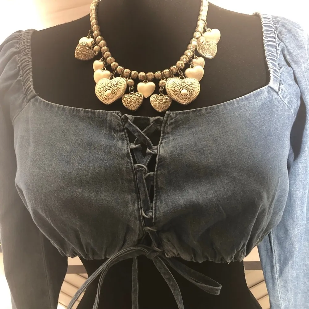 Forever 21 Cropped Chambray Blue Top Tie Front Long Sleeve Small - Image 8