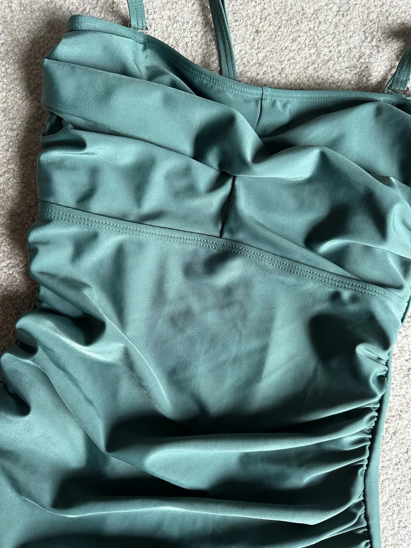 Green swimsuit - Image 2