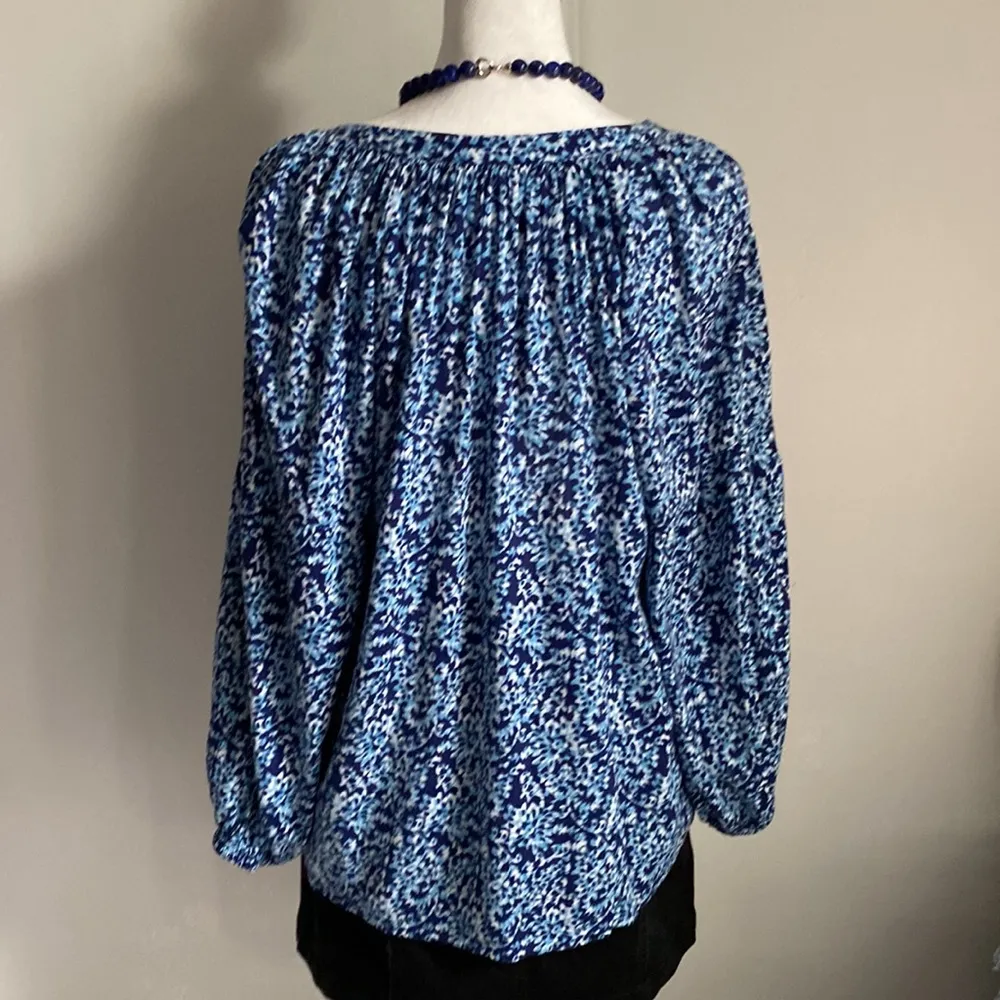 Gap Factory Outlet Women’s Floral Paisley Print 3/4 Sleeve Peasant Blouse Blue - Image 5