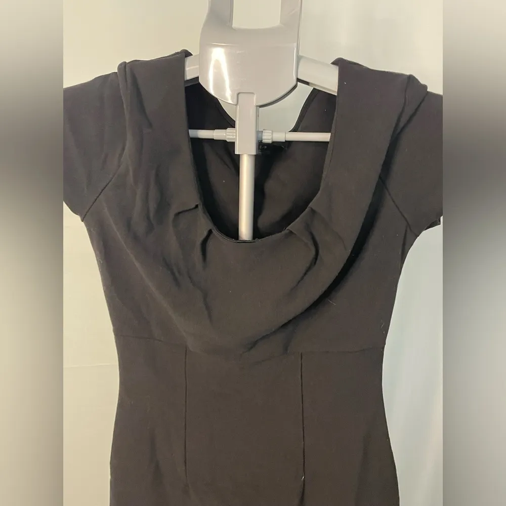 XXI Black Cap Sleeve Scoop Neck Fitted Sheath Dress‎ Women's Size S - Image 3