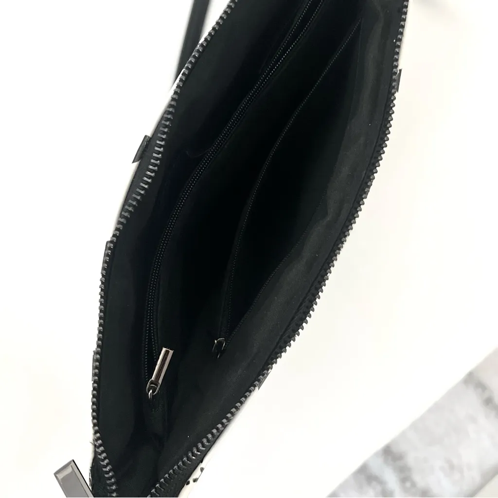 Keffiyeh Shoulder/Crossbody Bag with Adjustable Strap • Free Palestine Black - Image 4