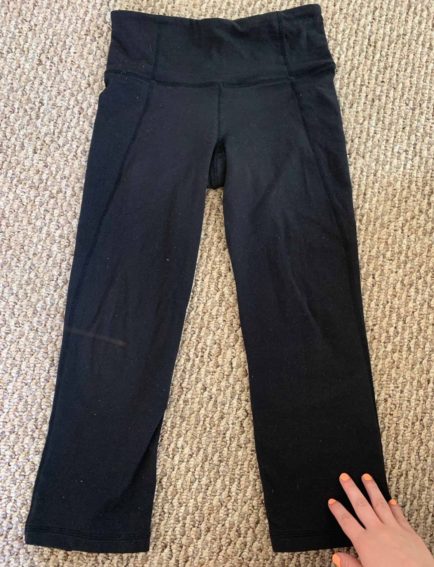 Lululemon Cropped Yoga Pants - Image 3