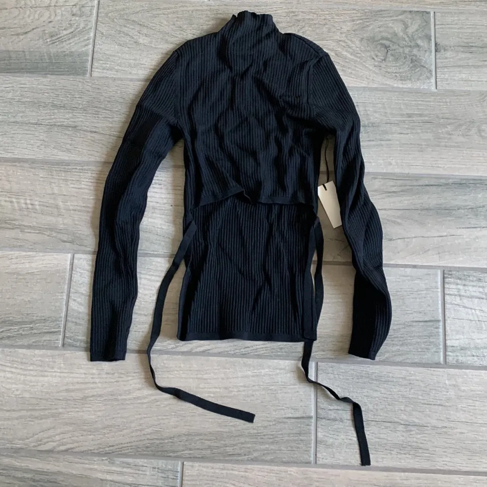 Babaton  black ribbed long sleeve top - Image 5