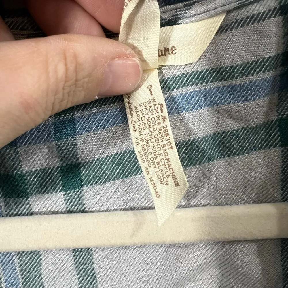 Matilda Jane Form A Line Blue Gray Plaid Fringe Flannel Shawl Jacket w/Pockets - Image 4