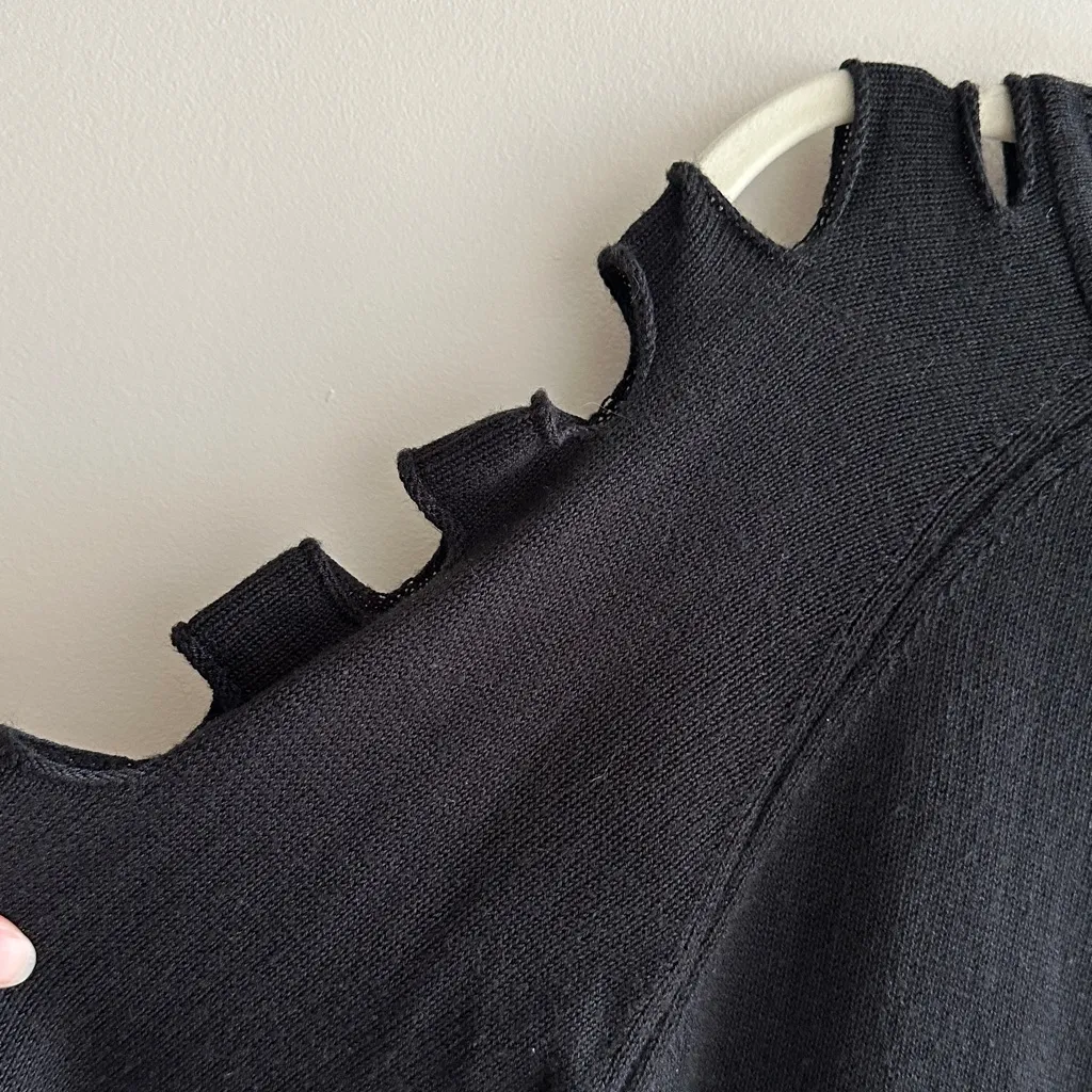 DCATEXS Cutout Sleeve Black Crewneck Sweater, Size Small - Image 8
