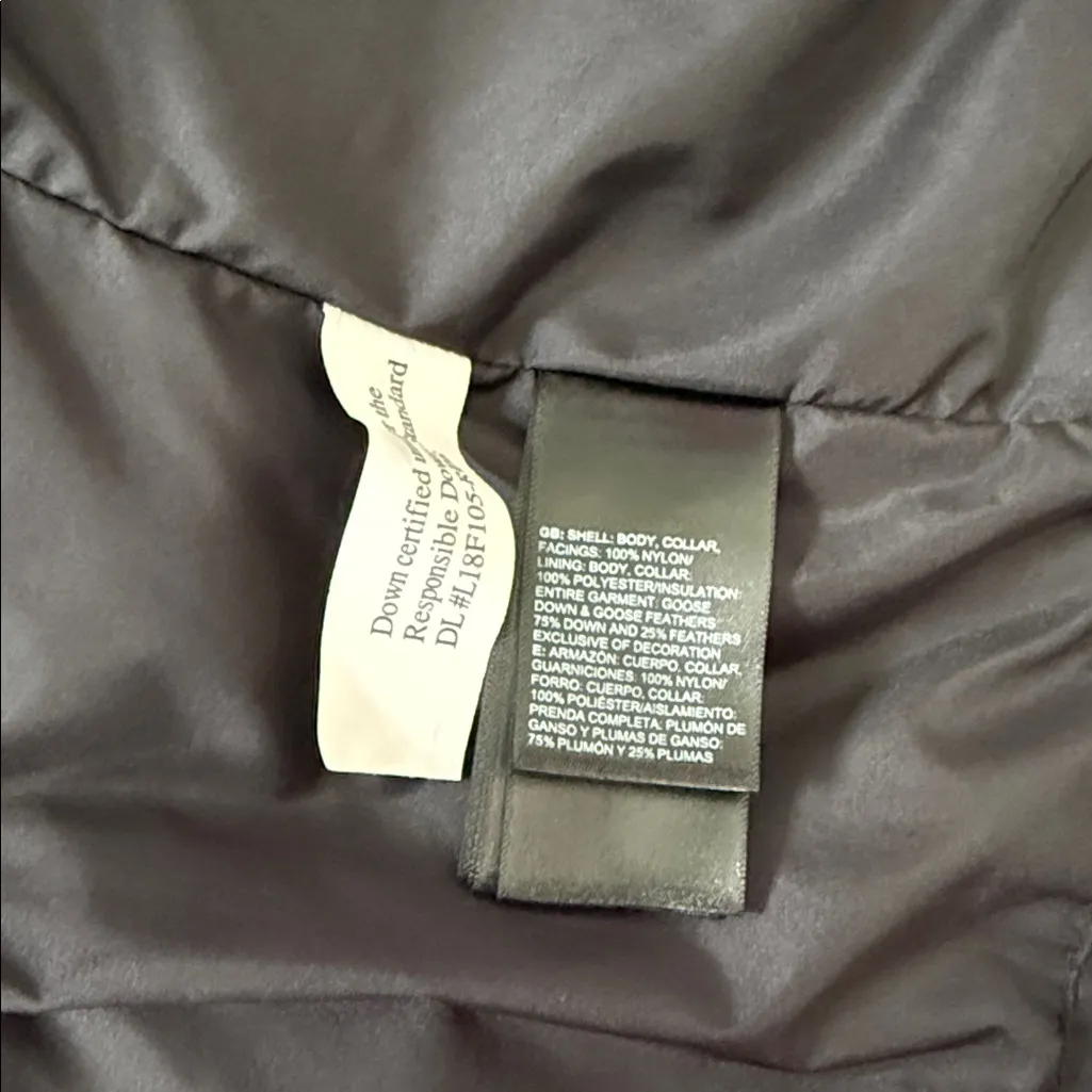 The North Face Black Quilted Vest - Image 9