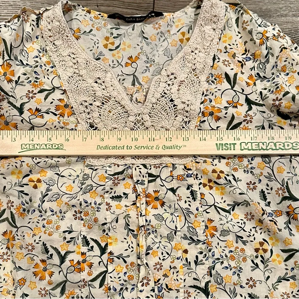 Women's Zara Basic Floral Print Crochet Boho Blouse Size Large‎ - Image 3