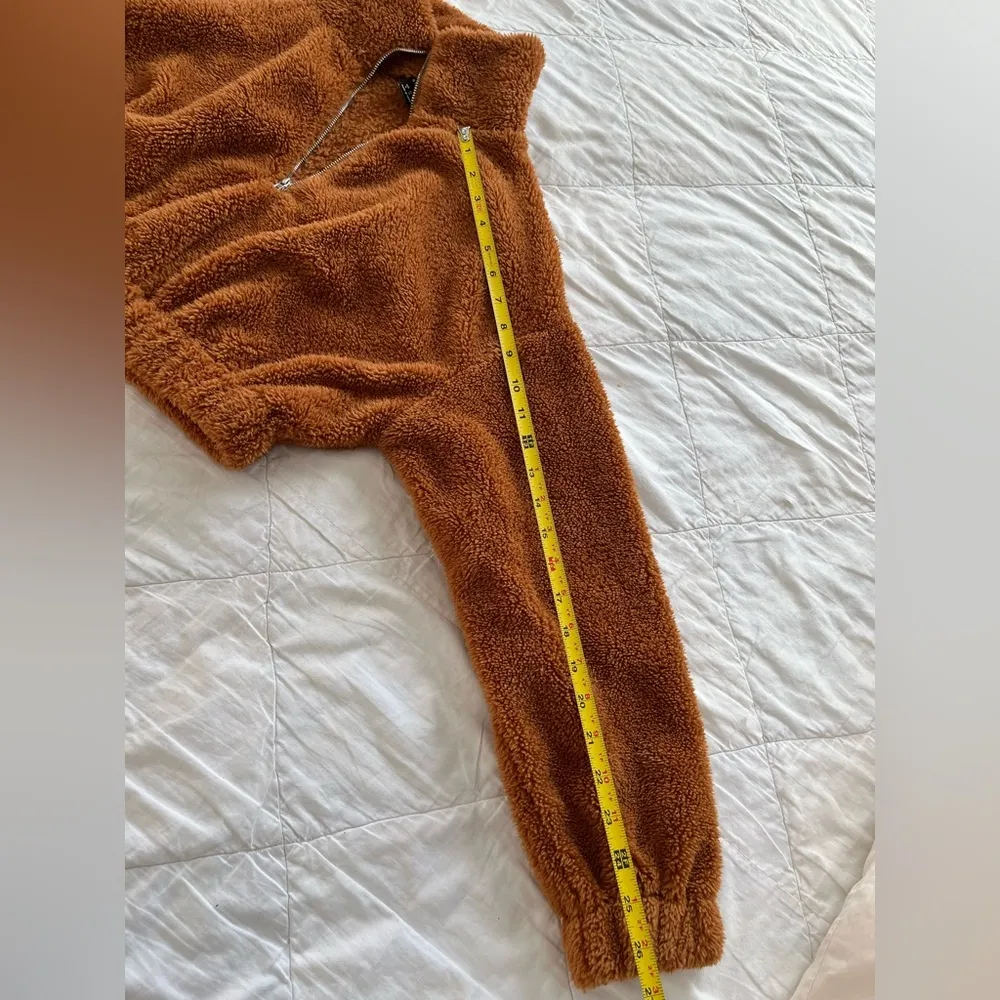 Cozy cropped brown half zip - Image 8
