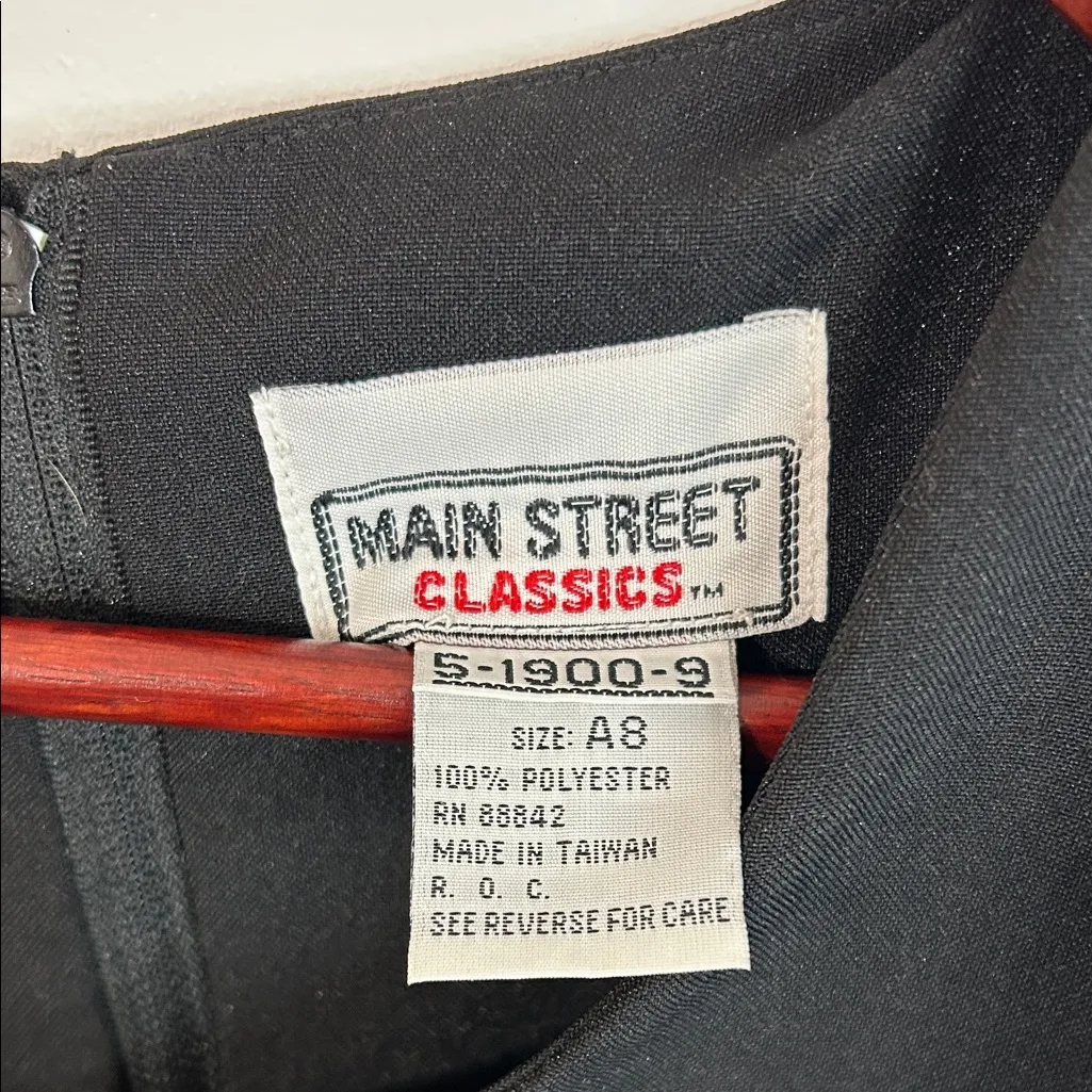 Main Street Classics Black Pleated Shift Dress – Size A8 See Measurements - Image 3