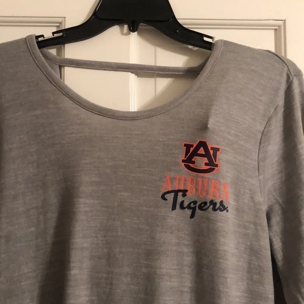 Rivalry Threads Auburn Tigers Long Sleeve SweatShirt Size Large NWT - Image 2