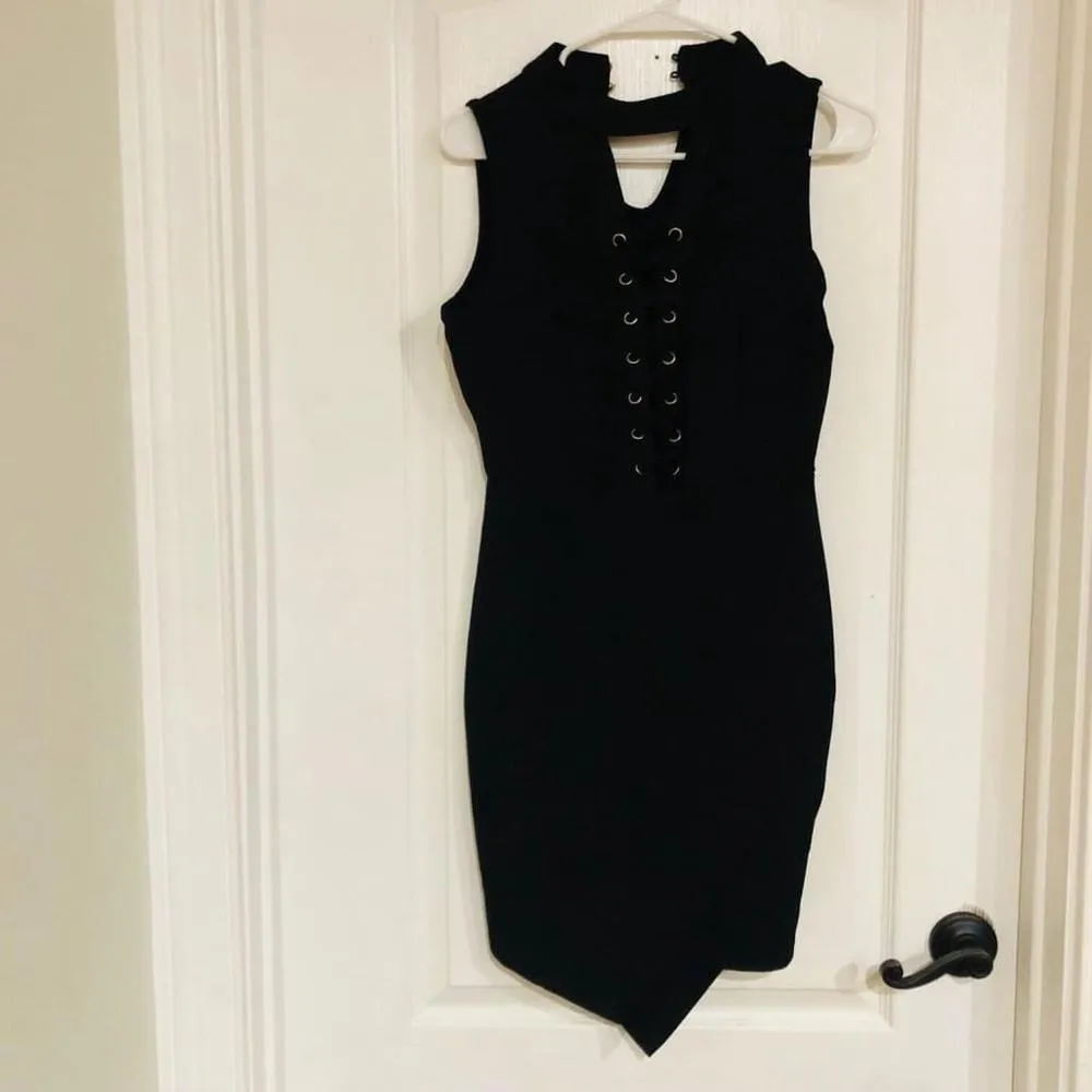 New Look Women's Mini Dress Lace Up Details Sleeveless Keyhole Neck Black Medium - Image 2