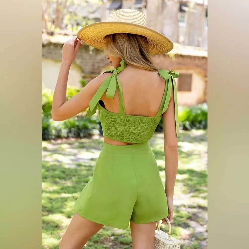NWT Green Pleated Square Neck Top & Straight Leg Shorts/Skirt Set - Image 3