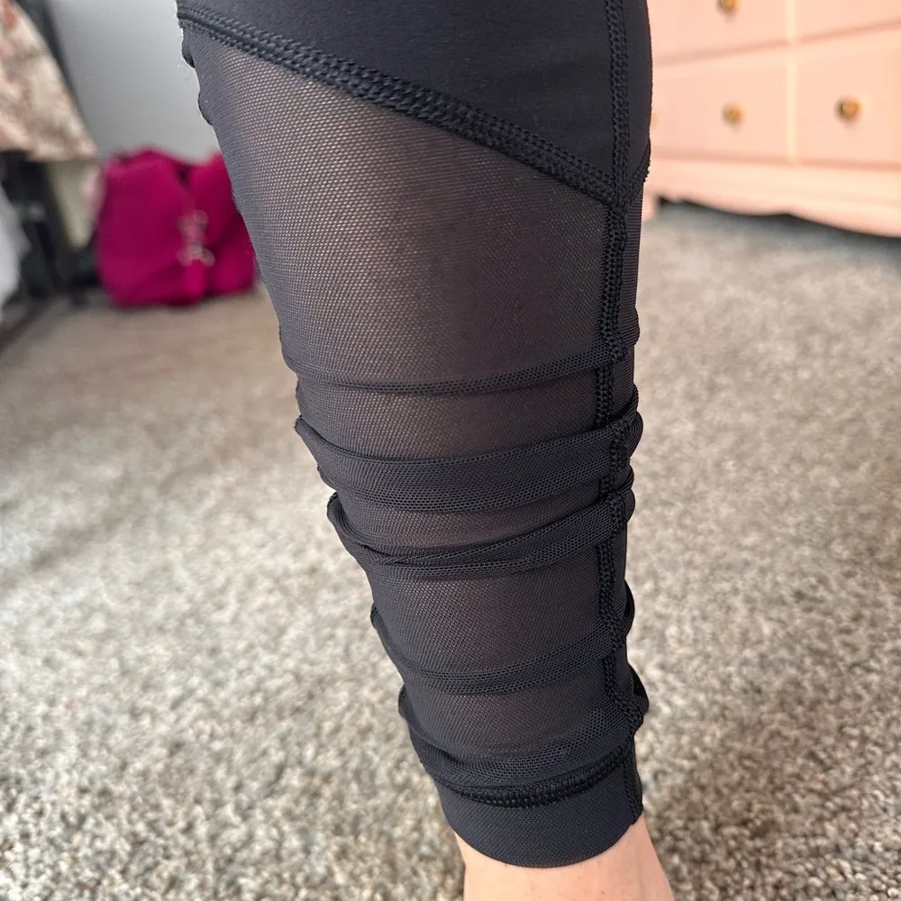 Lululemon  Scrunch Sheer Calf Leggings 4 - Image 5
