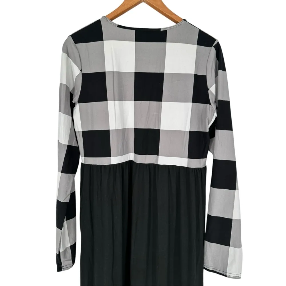 Simple Addiction Boutique White Blockin Around Maxi Dress Buffalo Plaid XXL Black - Image 6