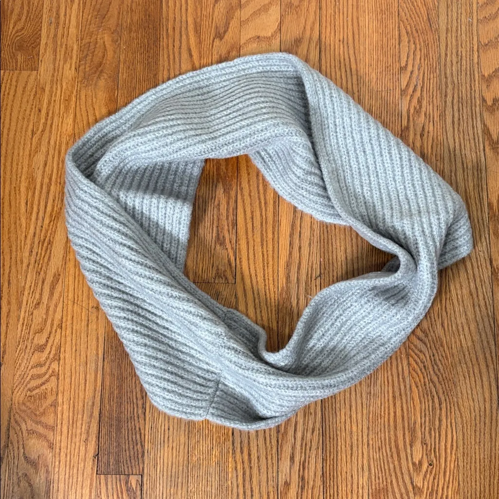 Hat Attack Lodge Loop Scard‎ Knit Grey NWT Gray - Image 2