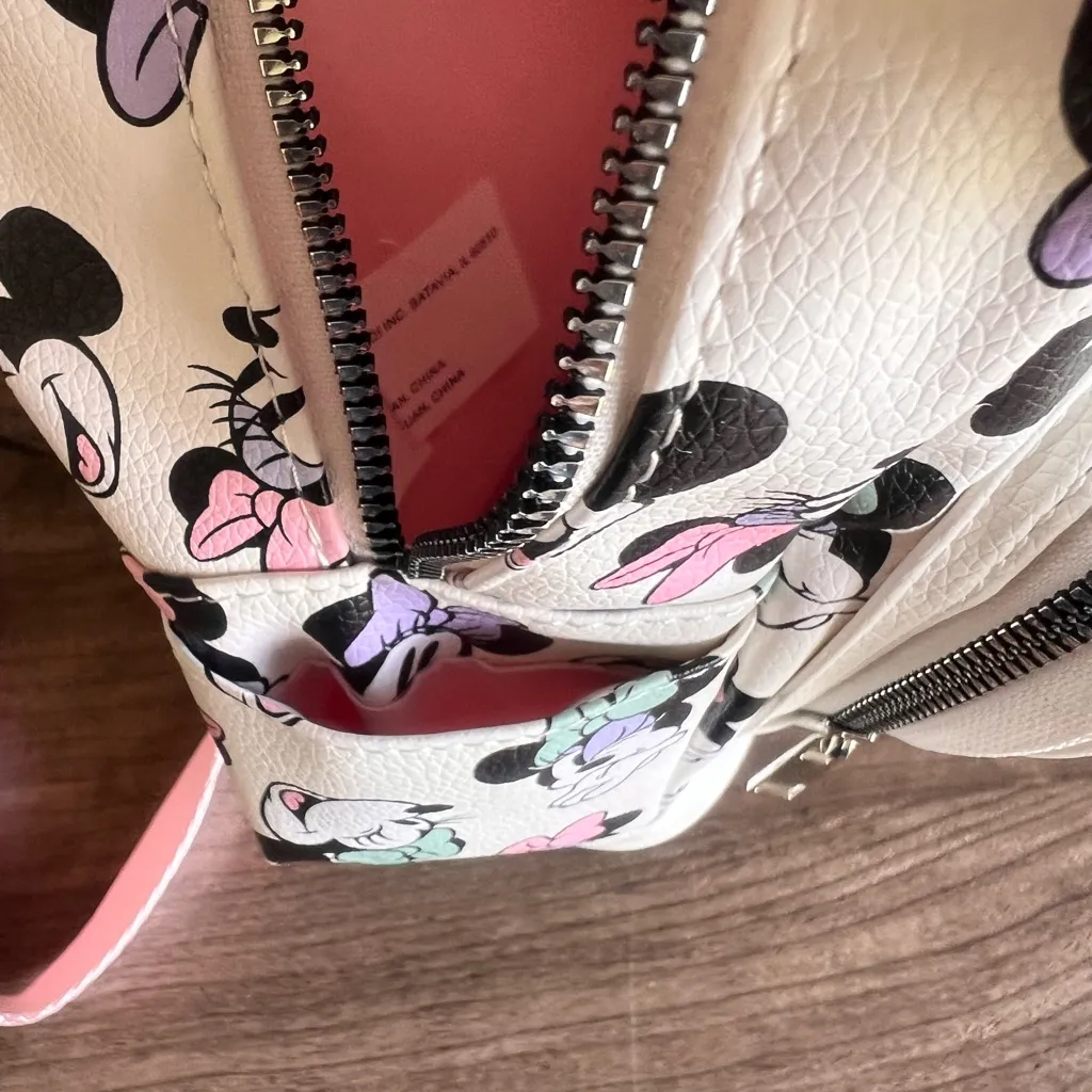 Disney Minnie Mouse Backpack NEW - Image 8
