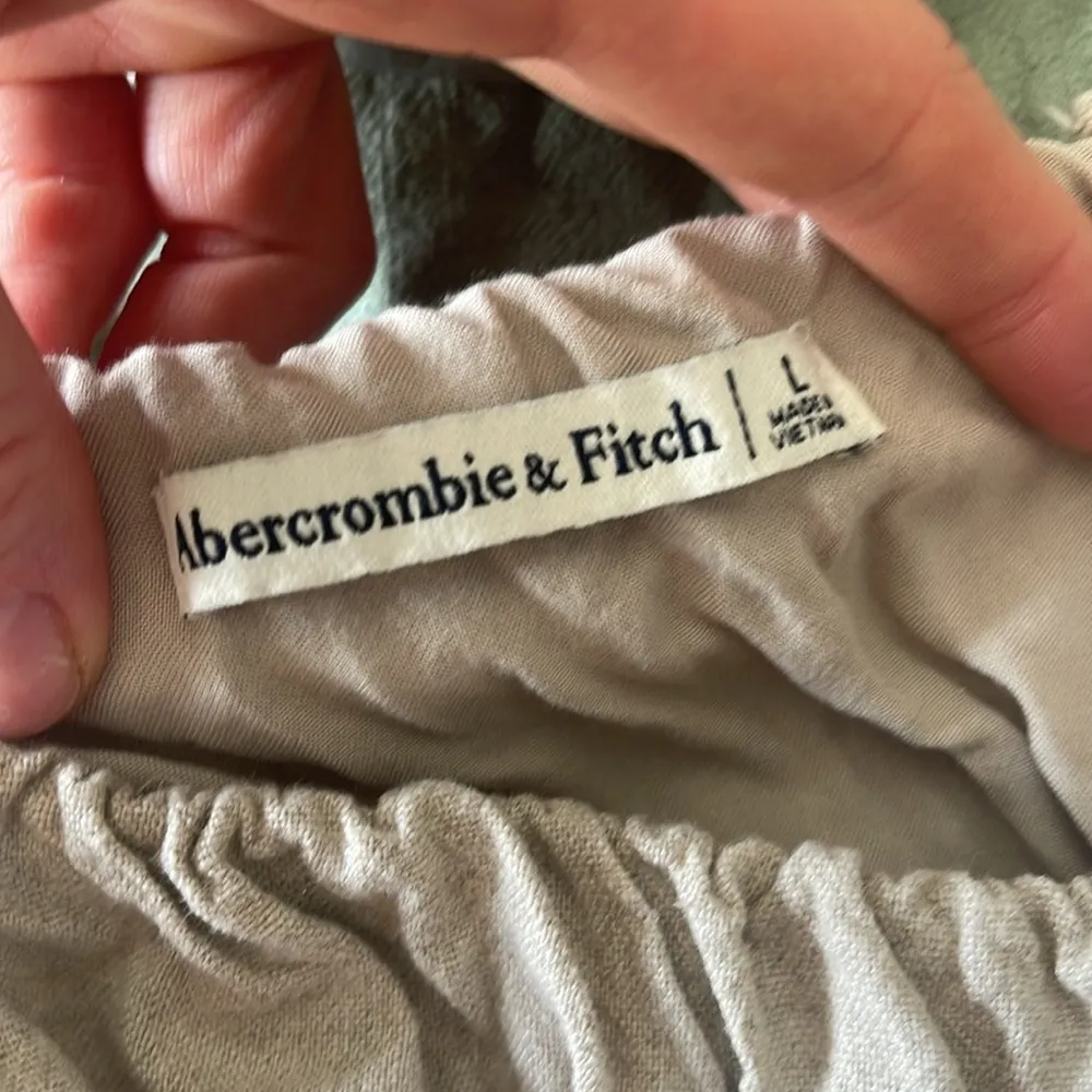 Abercrombie & Fitch Cream Tan Linen Cropped Bandeau Tank Top L - Image 8