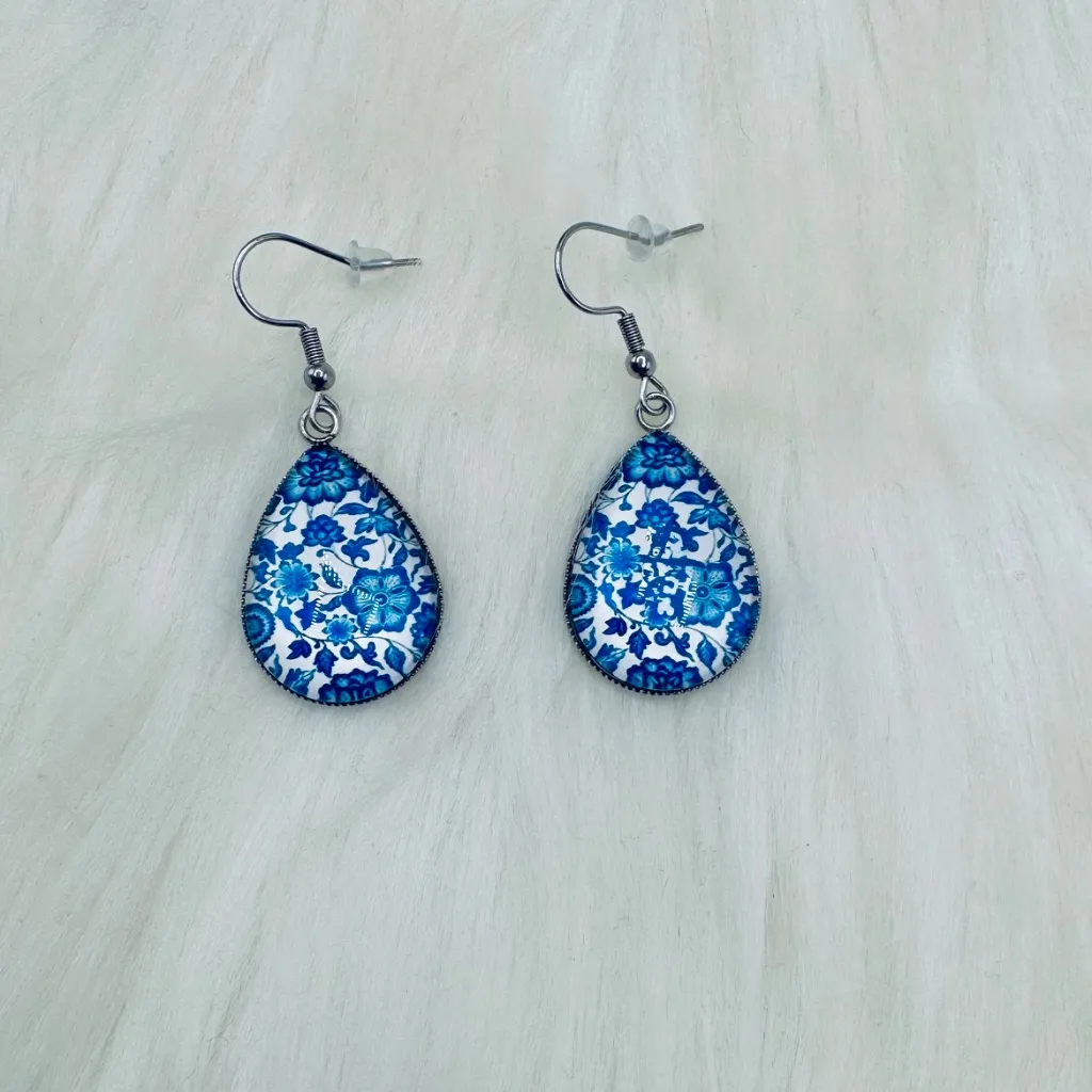 Blue and White Floral Pattern Glass Cabochon Design Earrings - Image 2