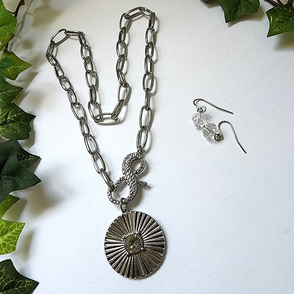 Silver Paperclip Chain Necklace Infinity Clasp with Pendant Earrings Set - Image 2