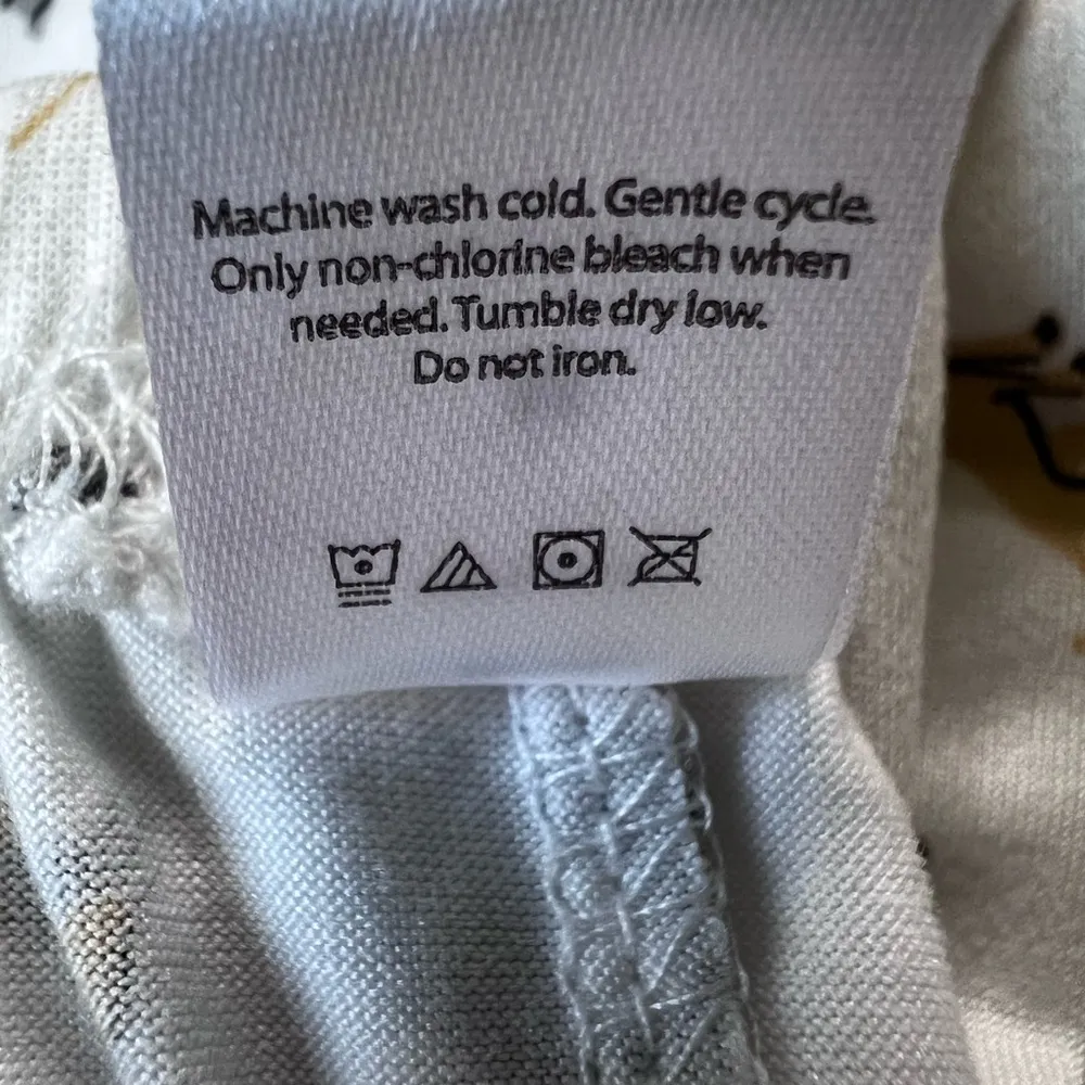 Ellen DeGeneres Laugh Love Smile Dog Print Cozy Light & Airy Pajama Set - Image 3