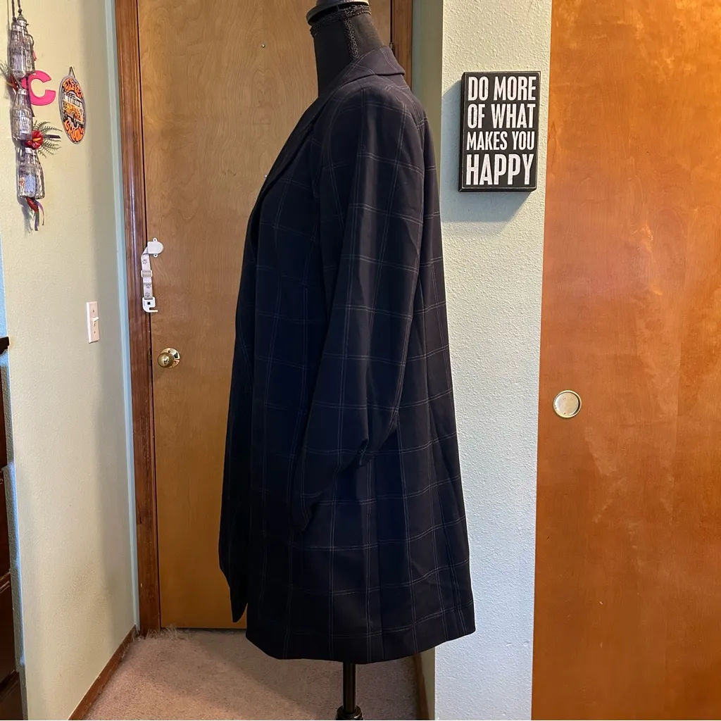 Donna Karan New York navy plaid long blazer/jacket size 14 career wear - Image 4