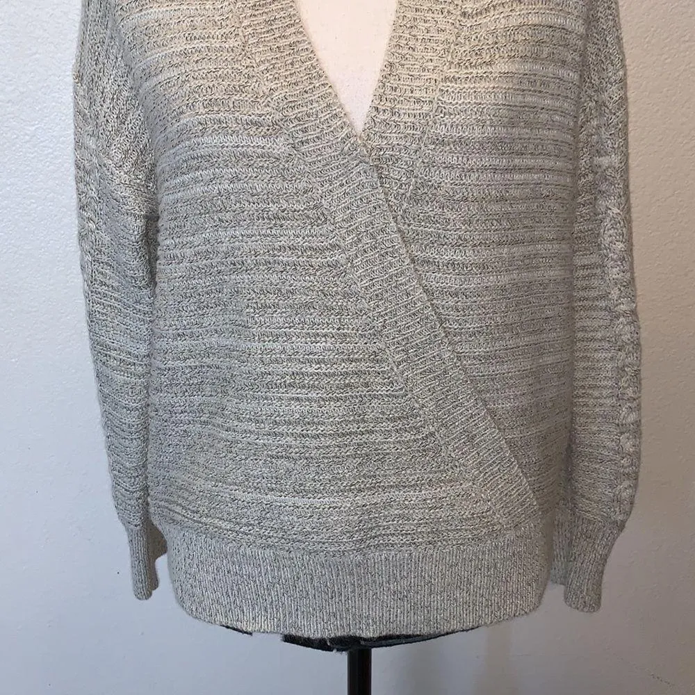 Pinch beige S/M v-neck knit sweater - Image 3