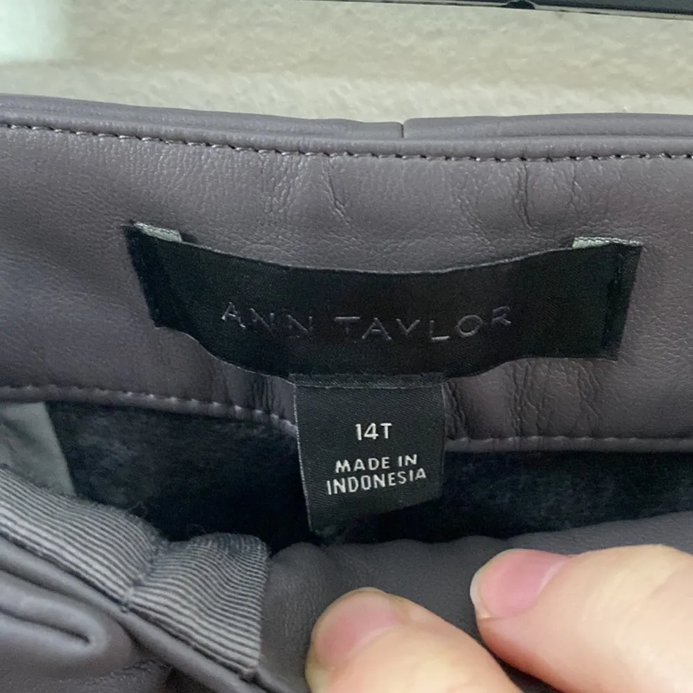 Ann Taylor New  Faux Leather High Waist Ankle Pant in Fresh Graphite size 14T - Image 11