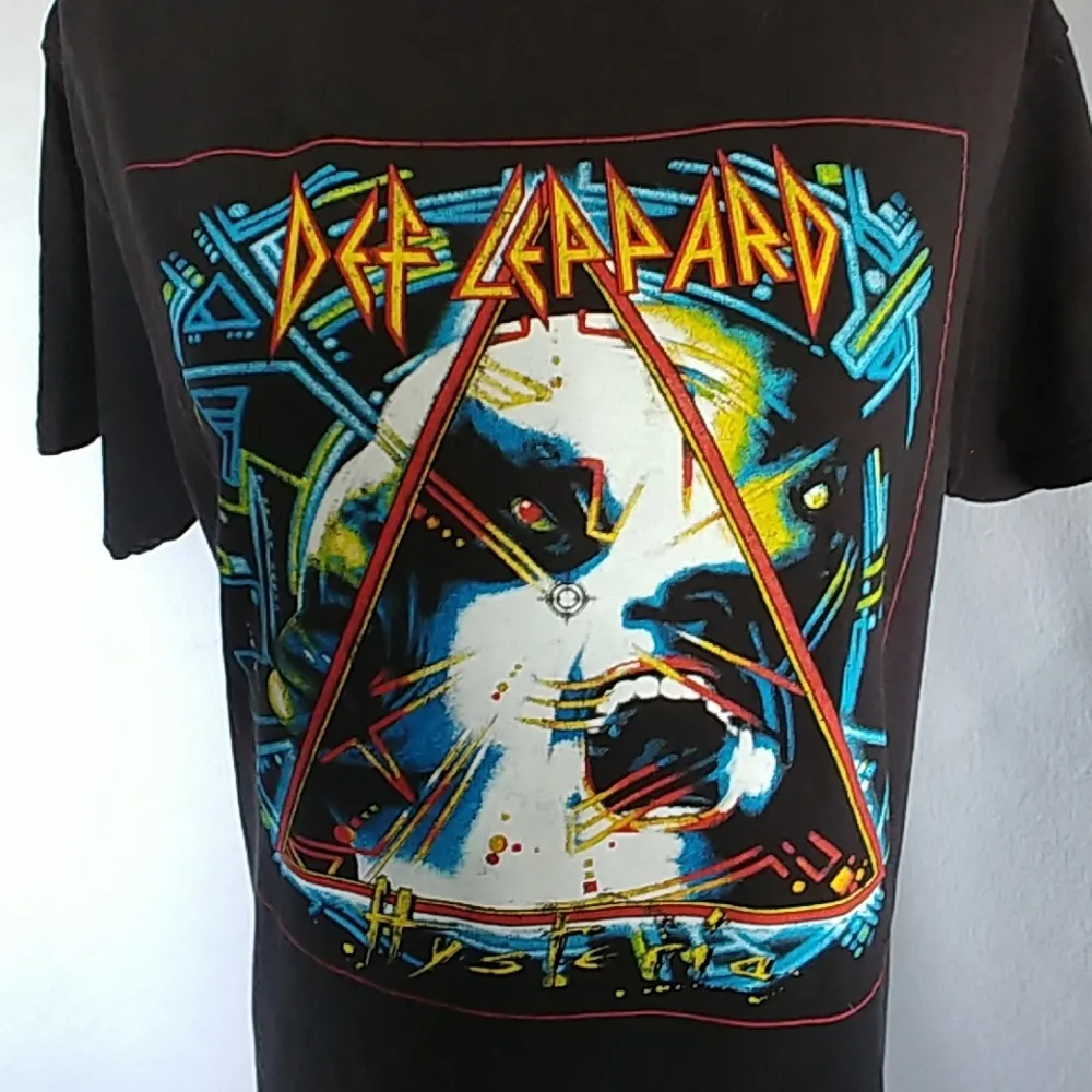 Band Tee Def Leppard Graphic T-shirt Top - Image 2