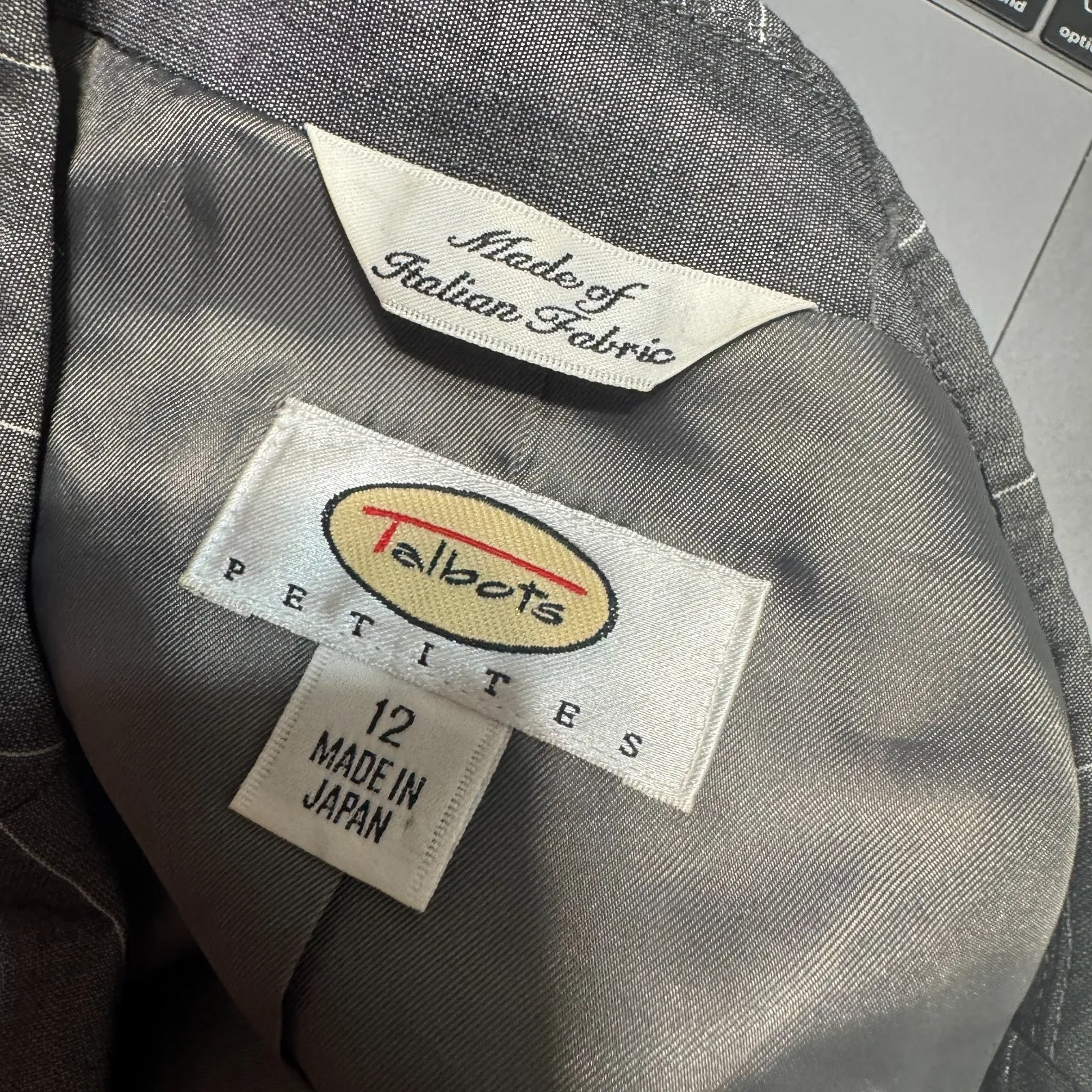 Vintage TALBOTS Jacket Blazer Mohair Wool Blend Gray Pinstripe 12P petite Japan - Image 5