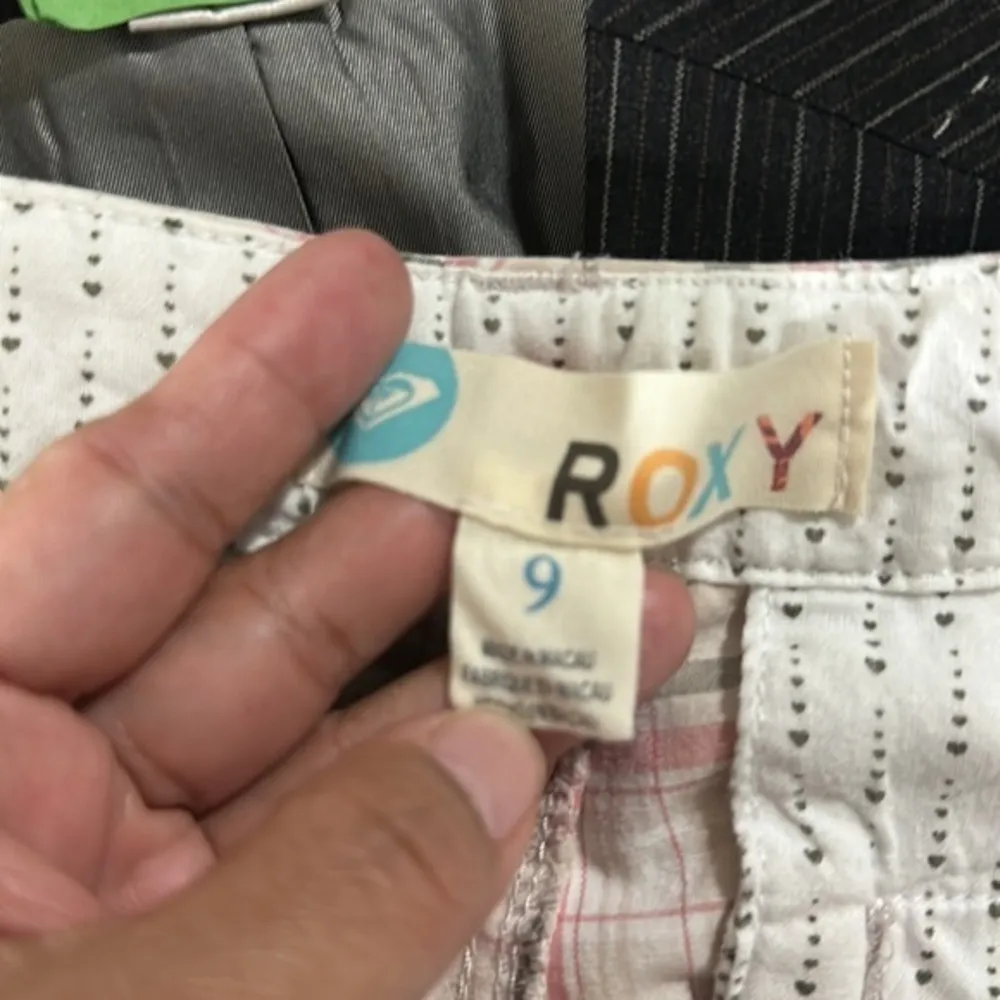 Roxy Bermuda Plaid Shorts Size 9 GUC #1951 - Image 3