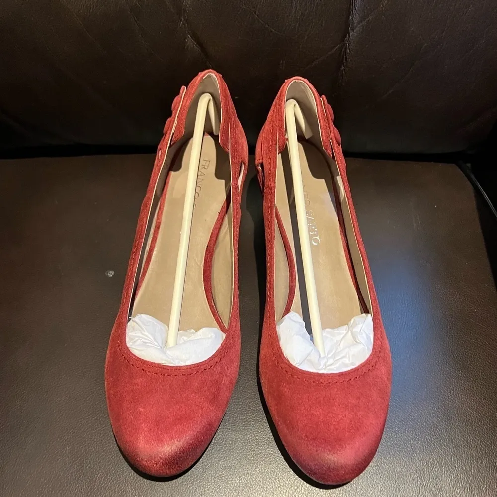 Franco Sarto Chianti Red Suede Low Wedge Button Cut Out Detail Shoes Size 10 Med - Image 10