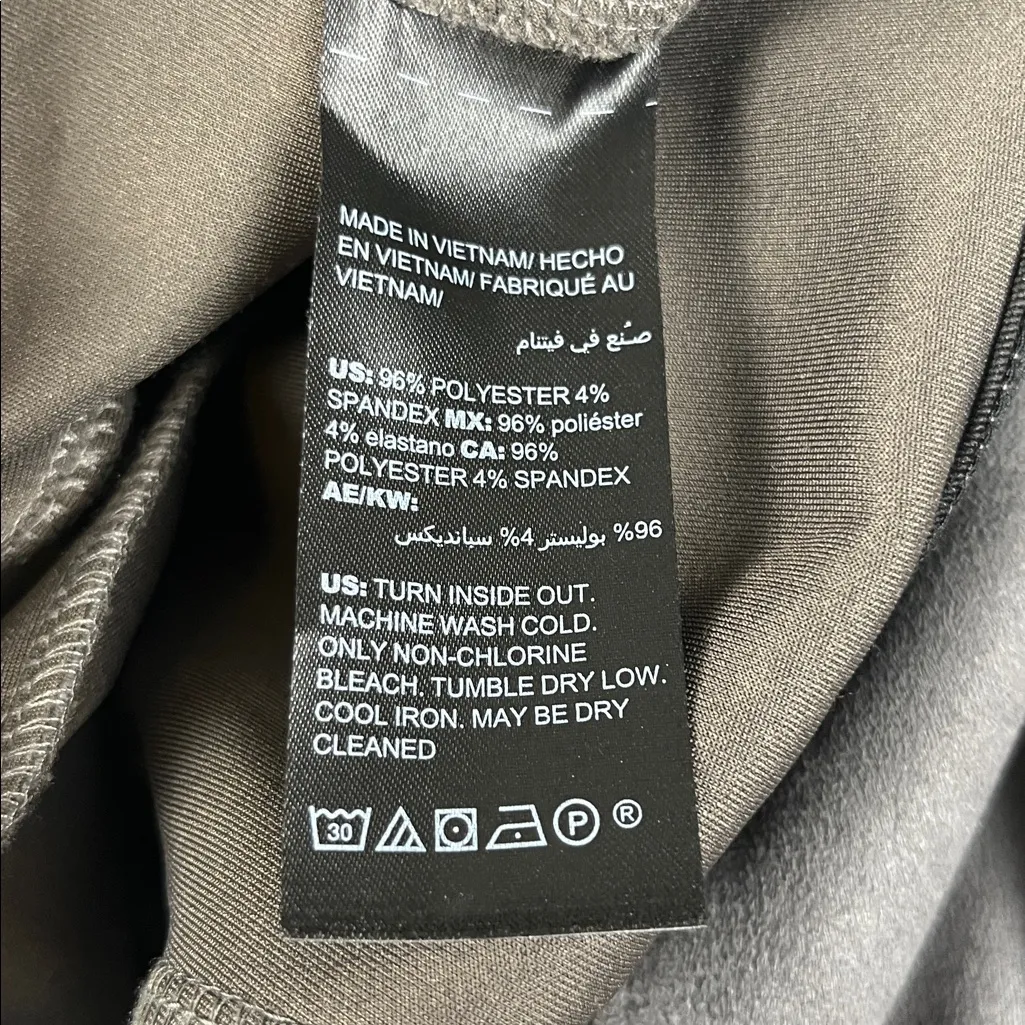 White House Black Market Faux  Suede Legging Pants
Size: 8 - Image 4