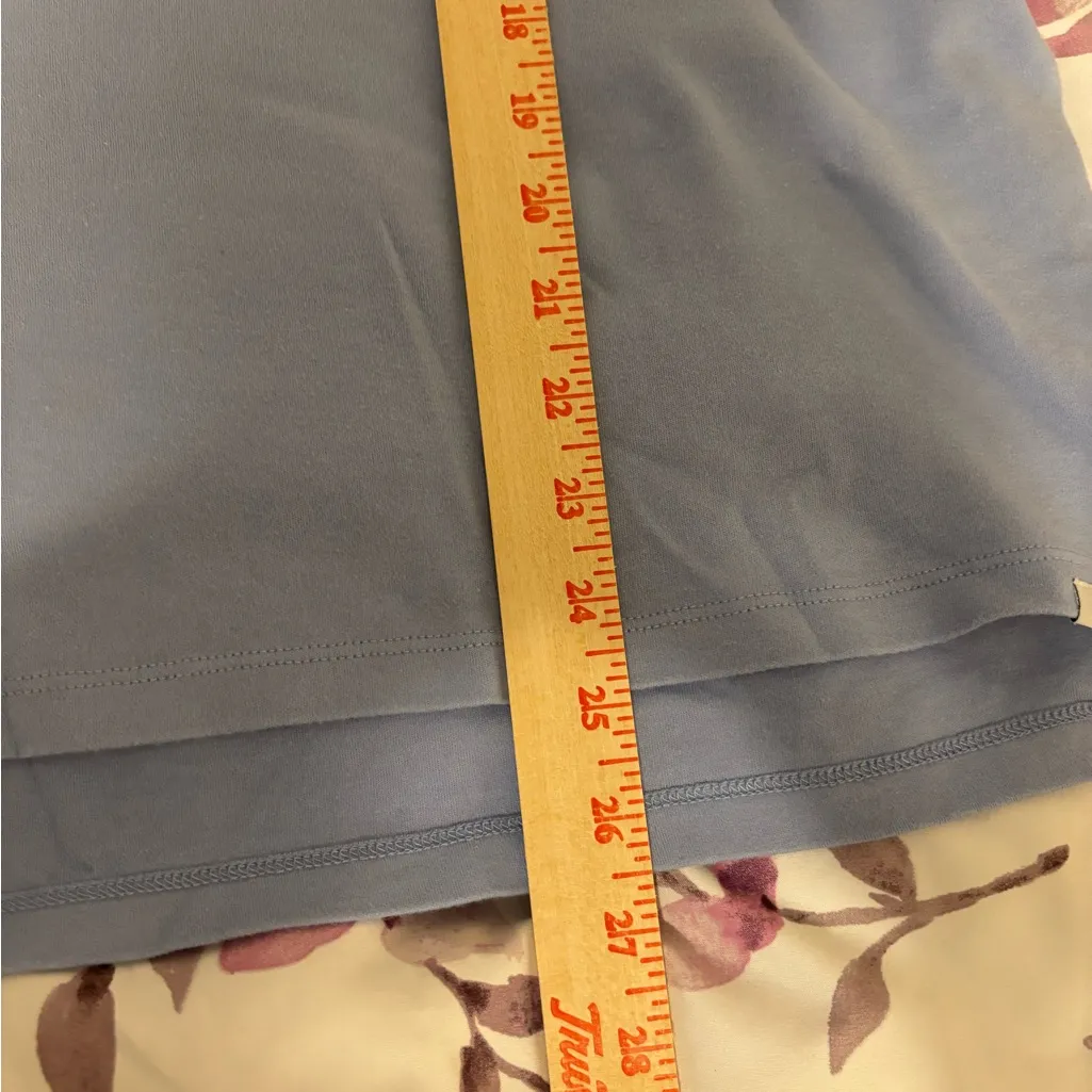 Orvis Women's Light Blue Blouse - Image 5