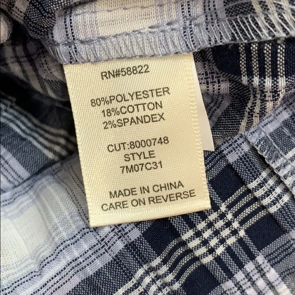 Women’s Max Studio plaid button down size Med NWOT - Image 7