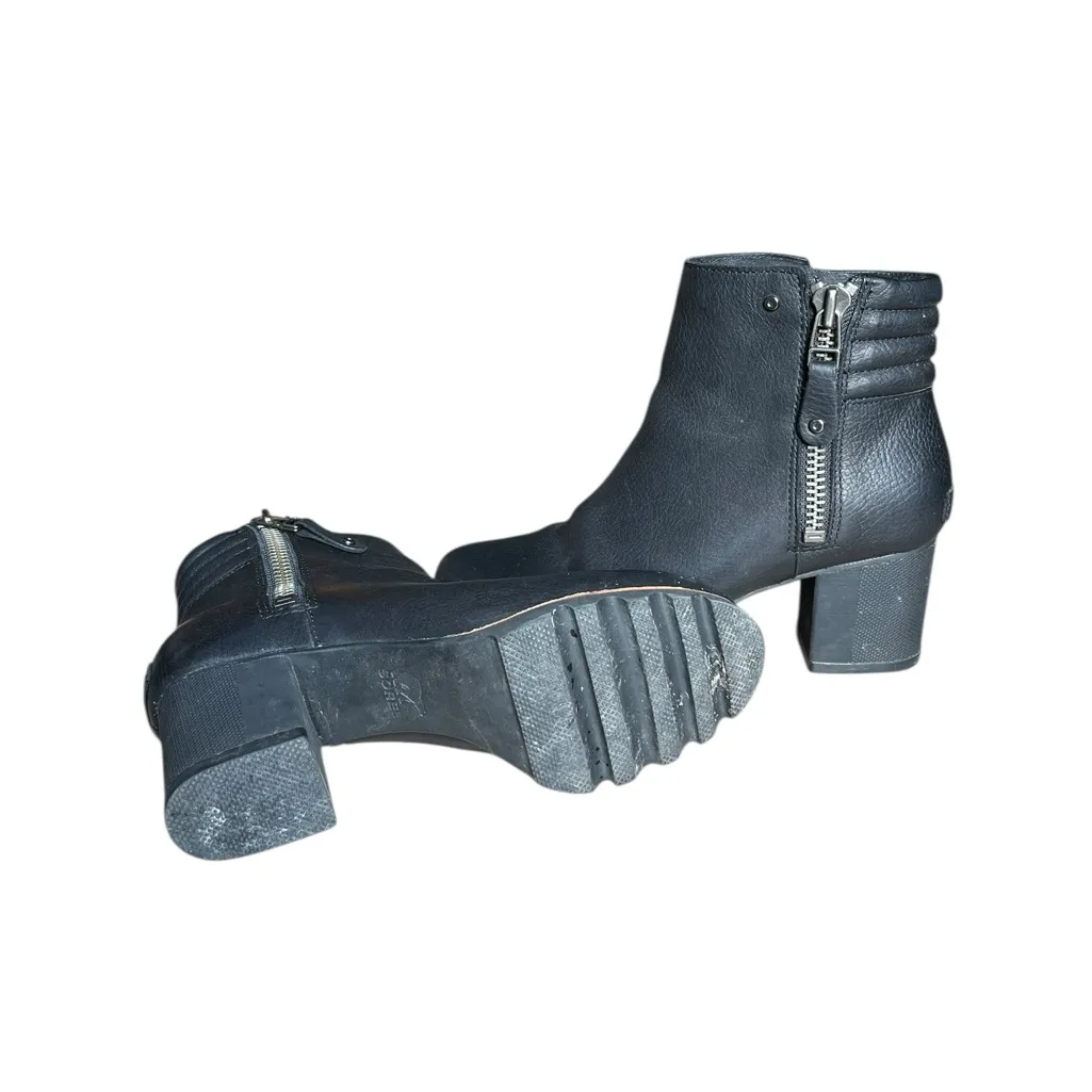 Sorel Danica Short Waterproof moto ankle boot in black leather - Image 5