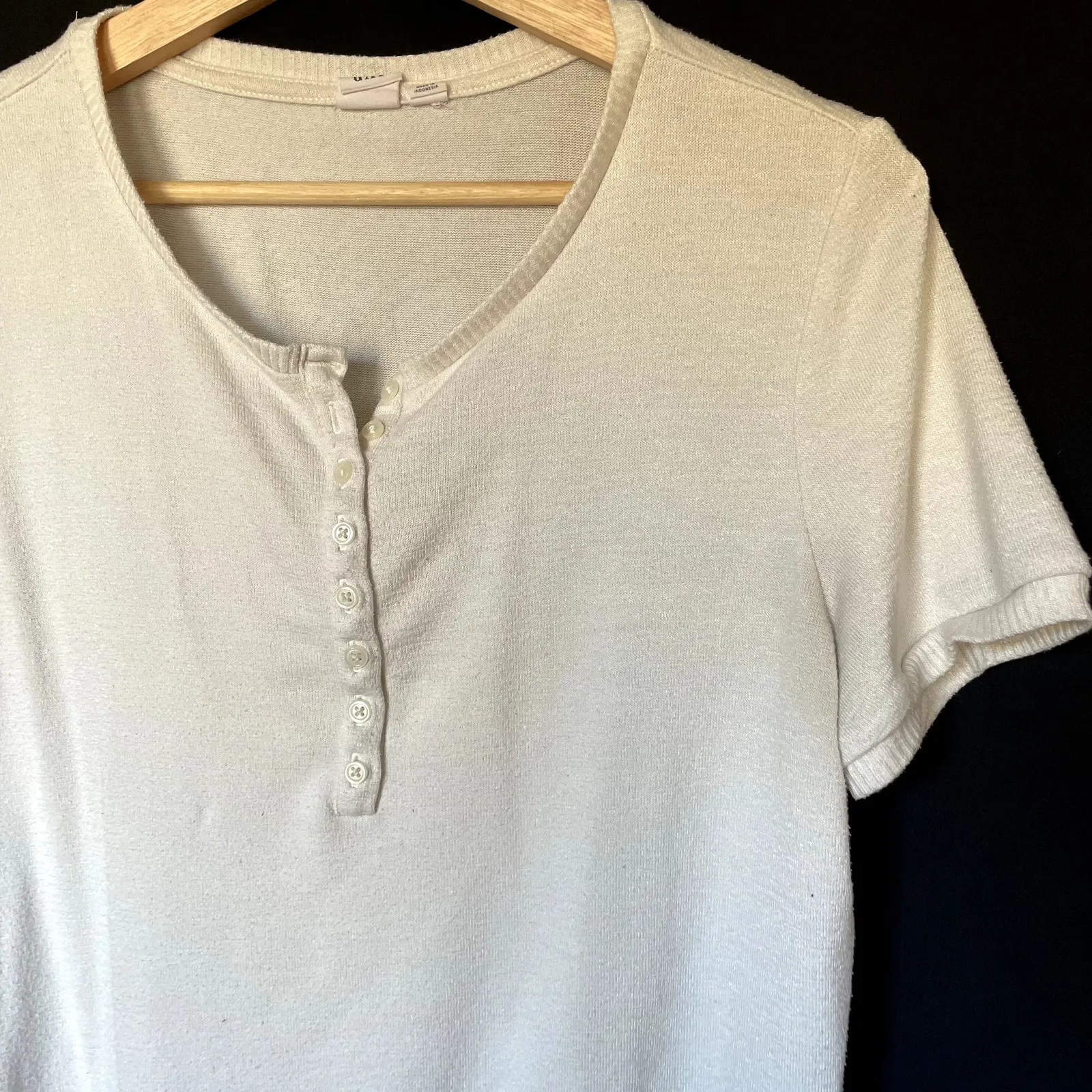 GAP knit short sleeved shirt women's size M top vintage style summer shirt - Image 2
