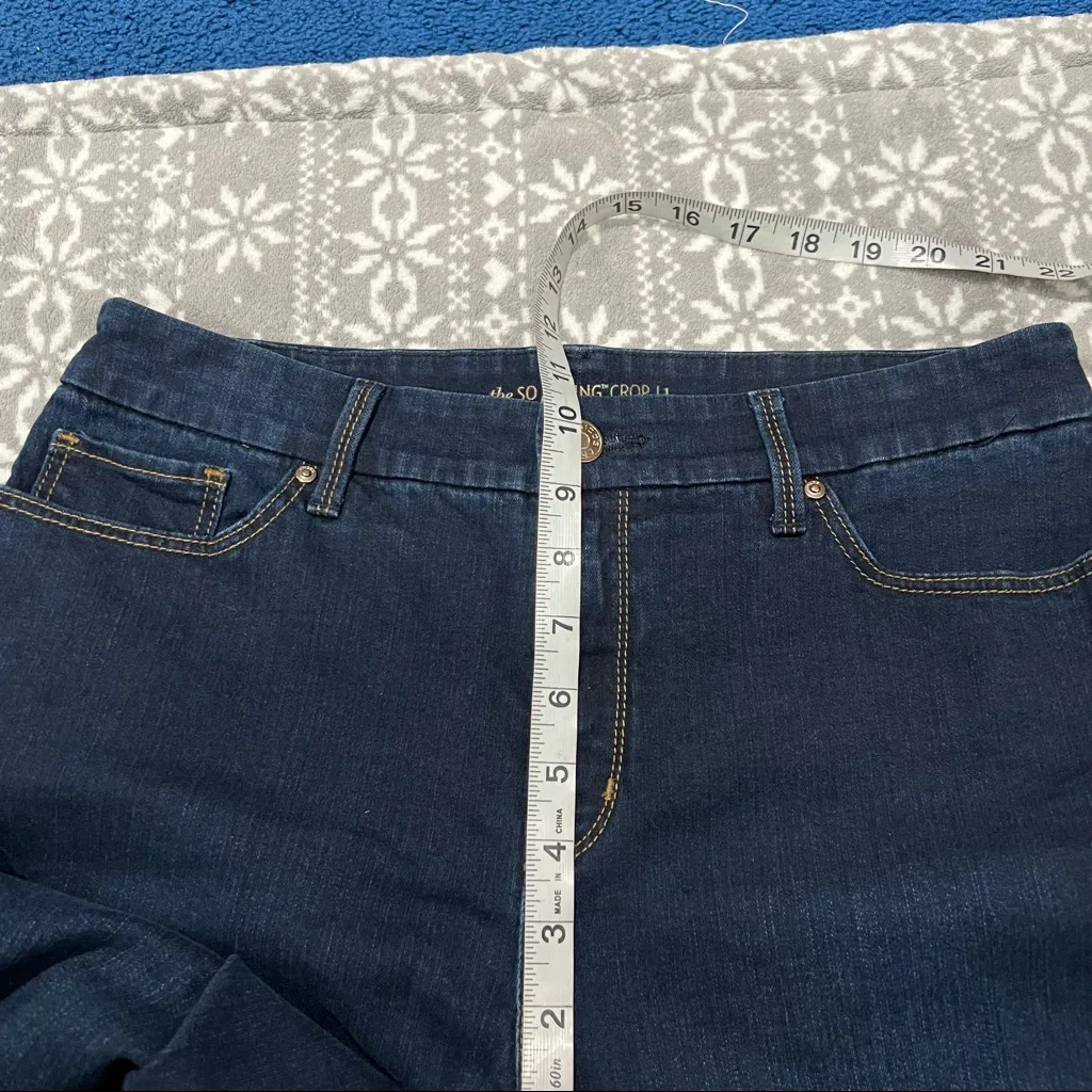 Chico's The So Lifting‎ Crop In Blue Size 8 - Image 8