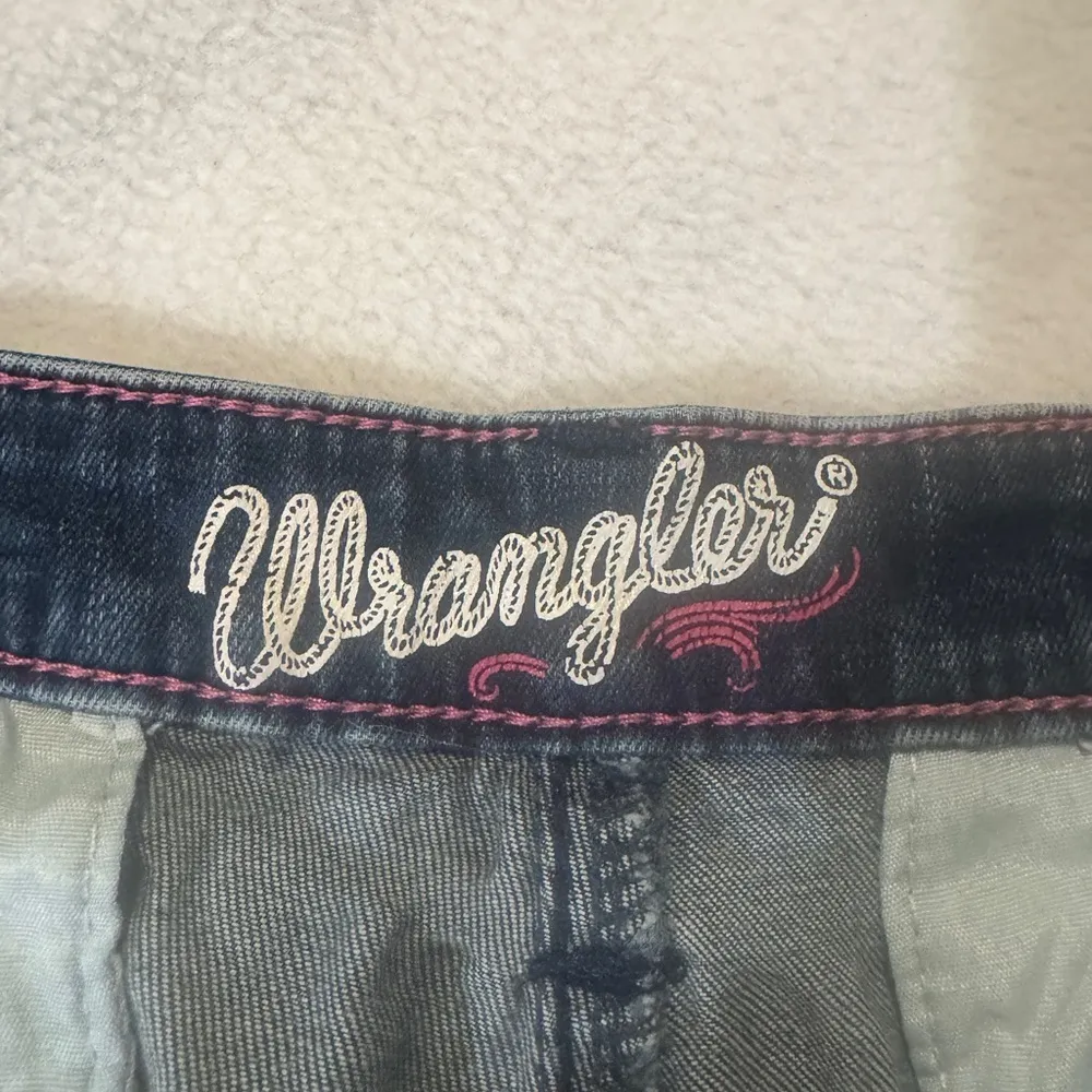 Wrangler Distressed Denim Shorts - Image 4