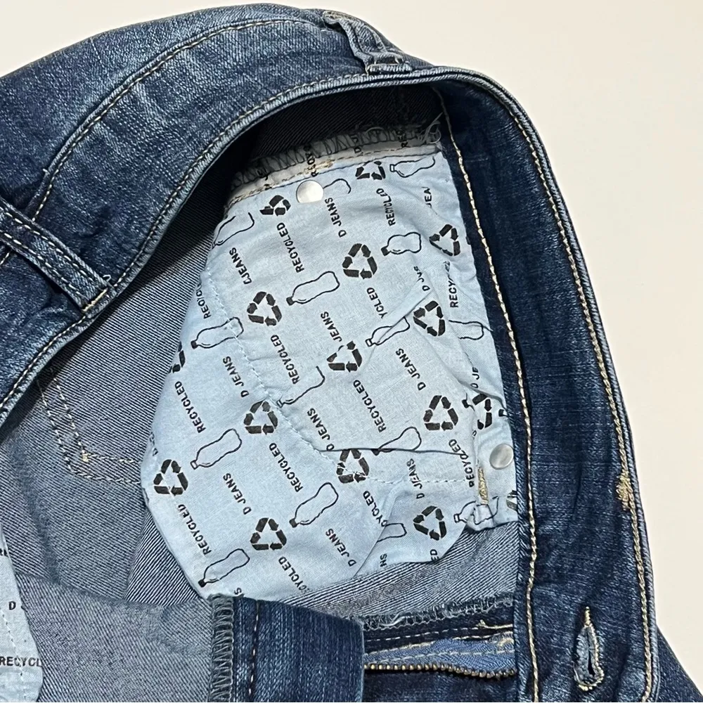 d. jeans Medium Blue Wash Skinny Jeans Size 4 - Image 7