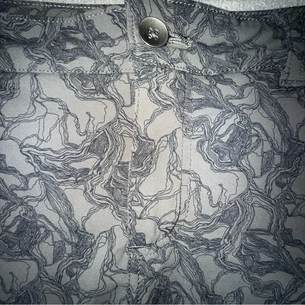 Eddie Bauer Women’s‎ Skort button and zip front pockets and zip back pockets 10 - Image 7