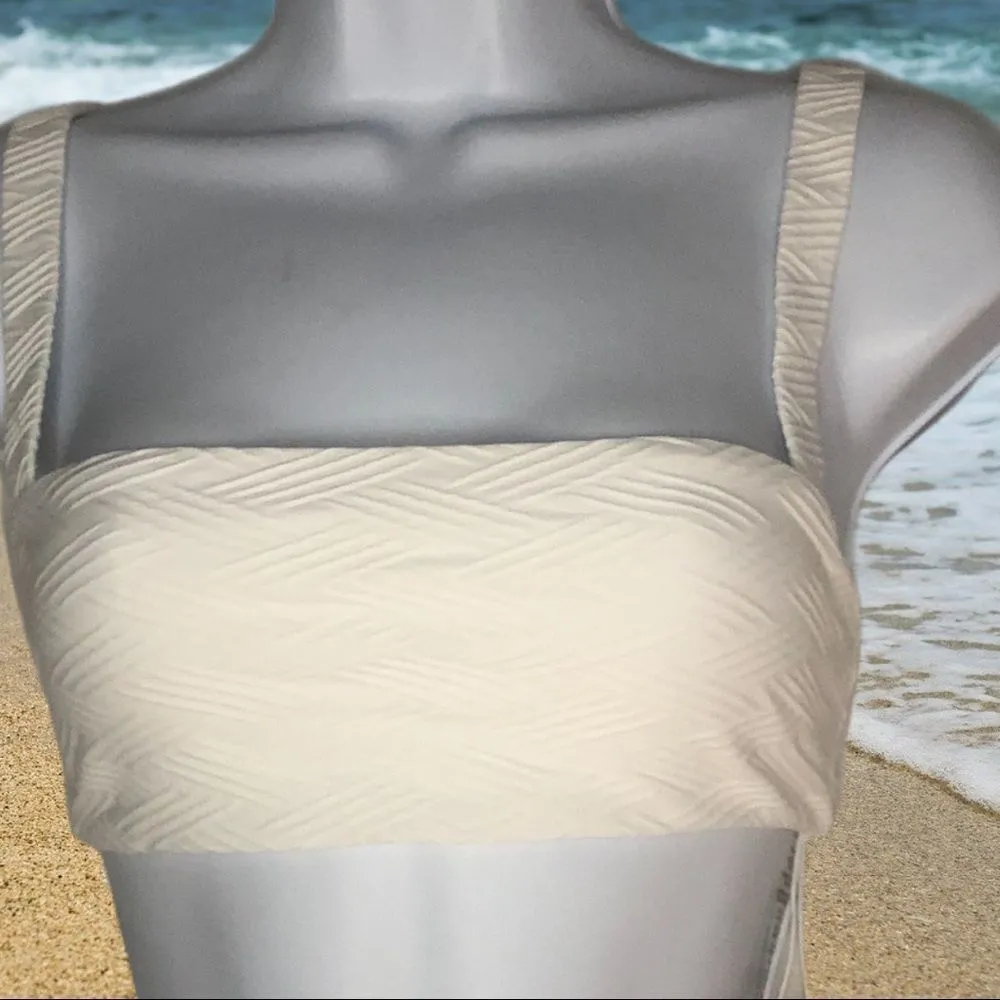 Nwt! Glassons 2 piece white textured bikini - Image 4