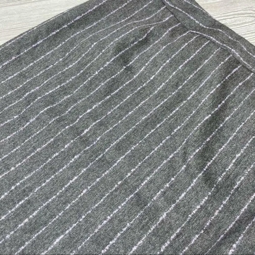 Doncaster Italian purple & grey pinstripe midi wool skirt size 4 - Image 3
