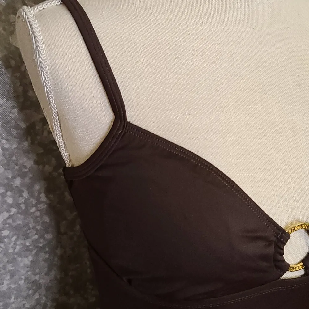 Speedo  one piece swimsuit size 6 - Image 2