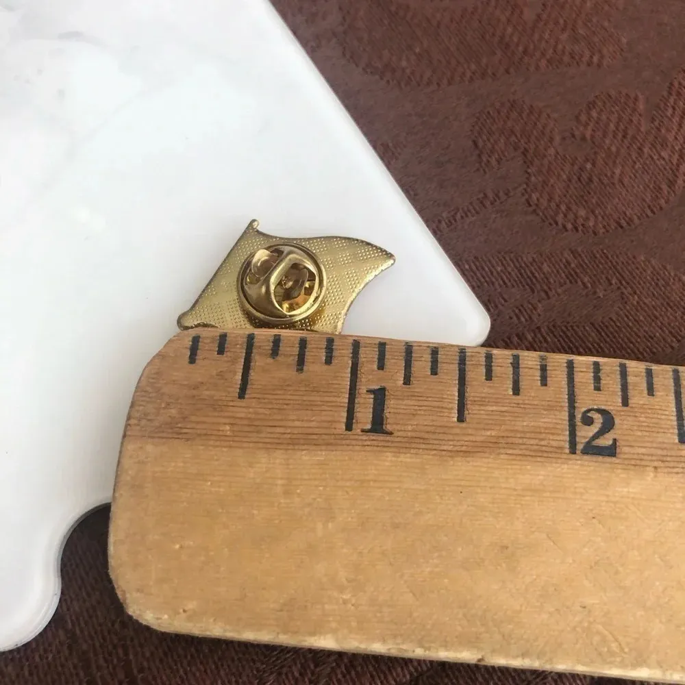 Vintage USA Label Pin - Image 3