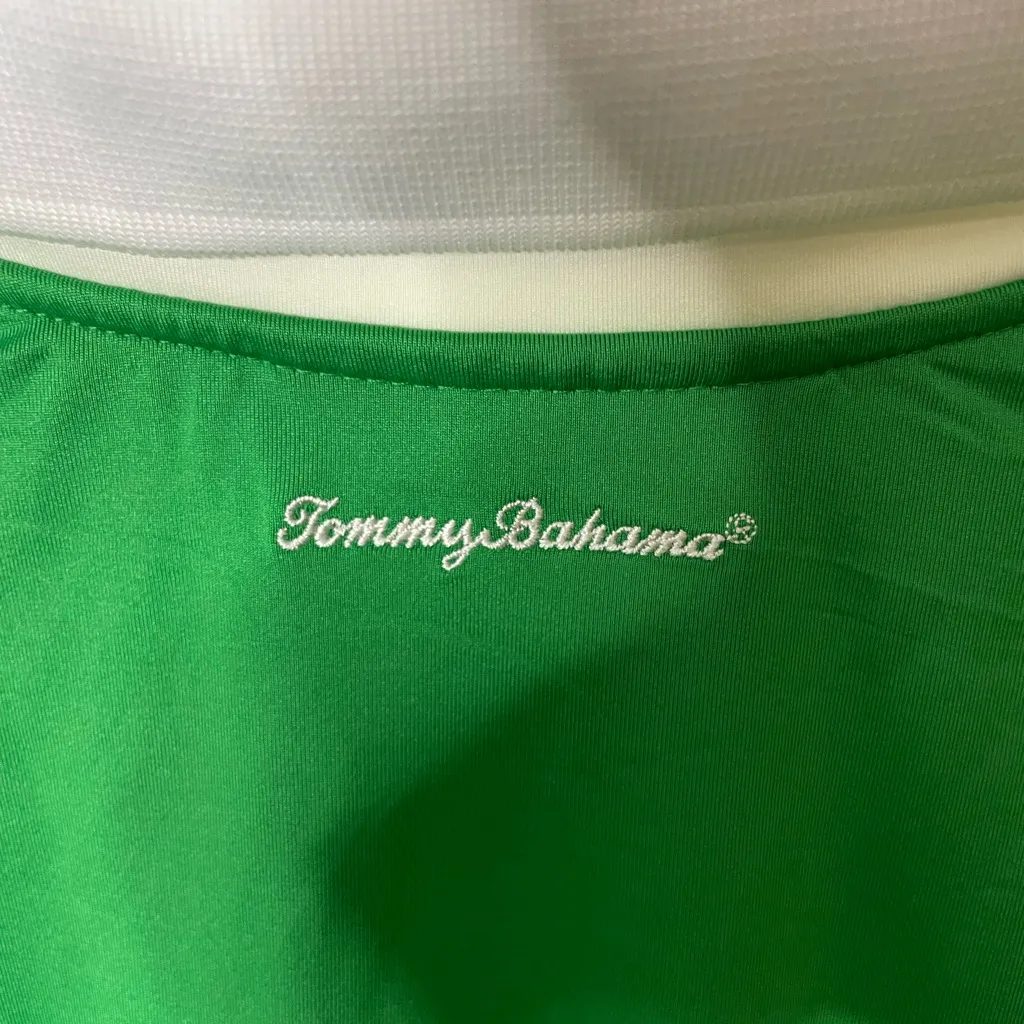 Tommy Bahama Golf Women’s Sleeveless Polo Shirt Green Large New without Tags - Image 9