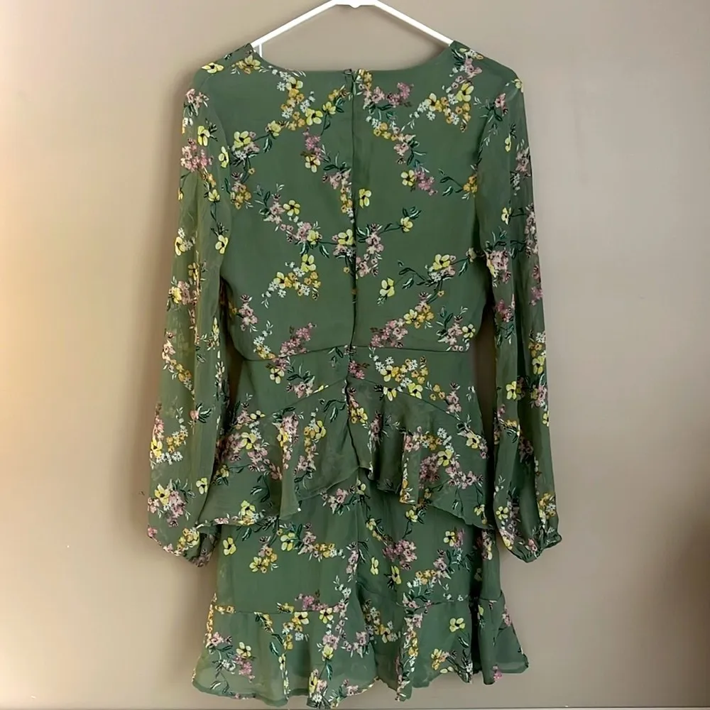 Leith Floral Dress Green Ruffle Tiered Size Medium - Image 4