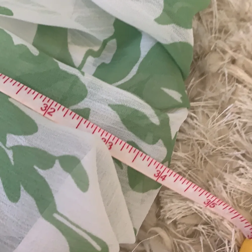 David's Bridal Floral Strapless dress - Image 7