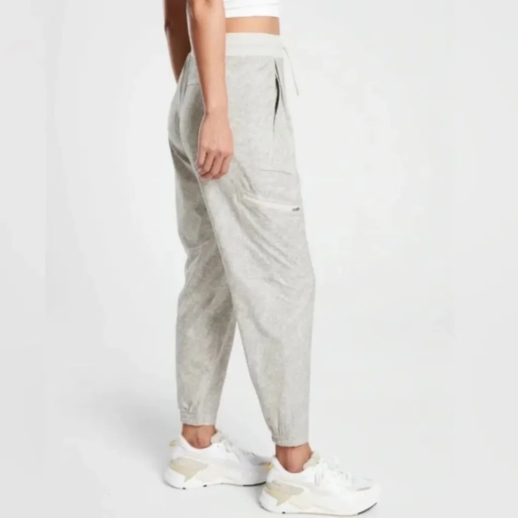 Athleta Venture Printed Jogger Pants Size 6 Tall - Image 2