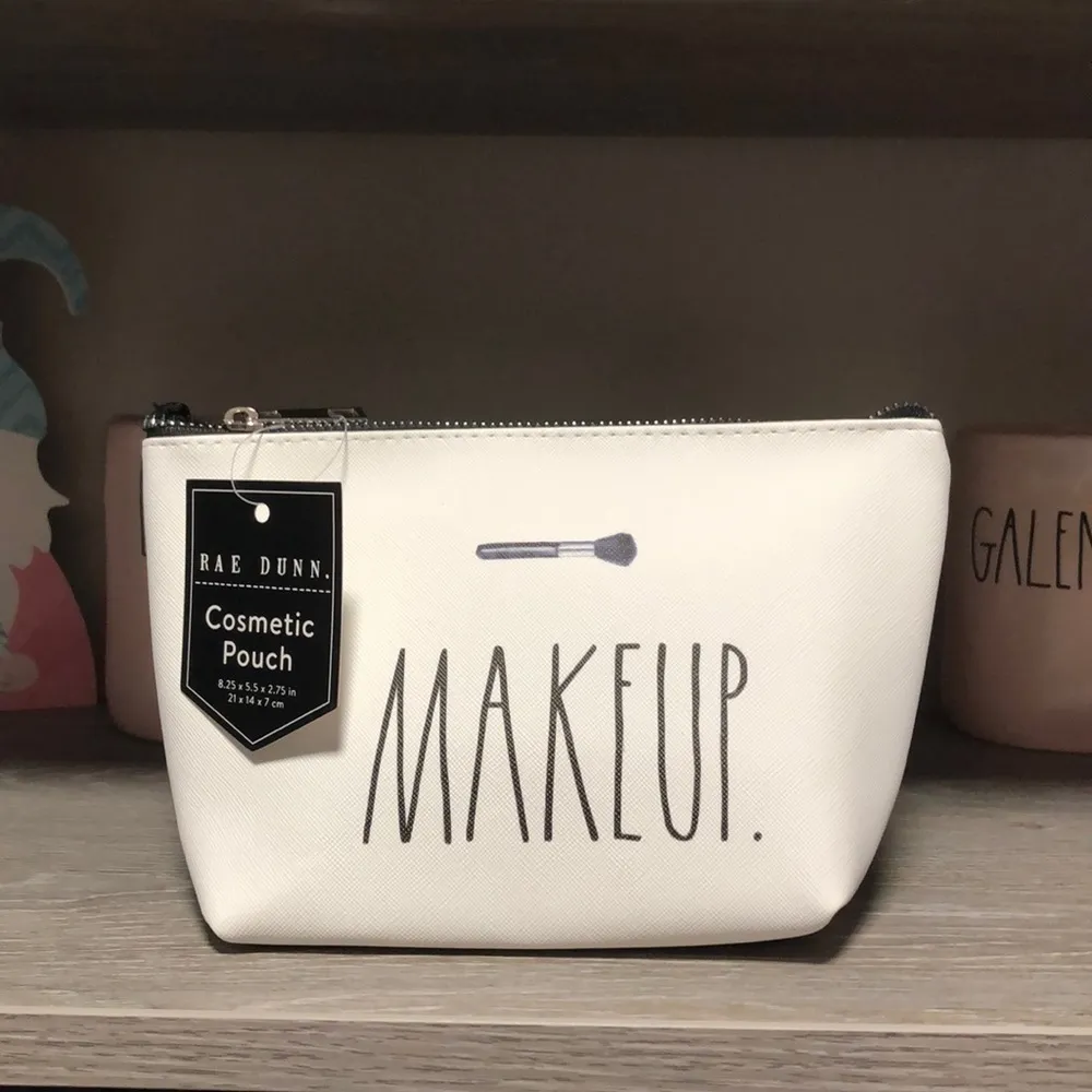 Rae Dunn makeup pouch - Image 4